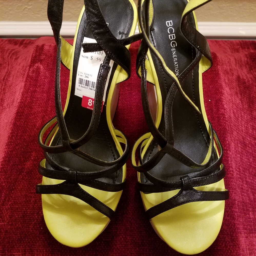BCBG Generation Black/ Yellow-green Wedge Sandal